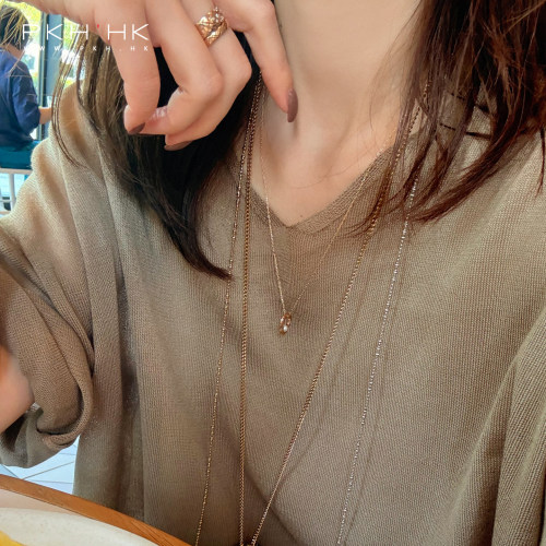 PKH.HK特 秋新私服好穿三色时髦V领精致细节天丝宽松中长针织上衣