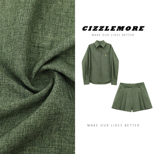 ＋褶皱短裤 衬衫 麻感肌理金标刺绣复古灰绿POLO长袖 套装 泠风