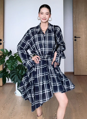 CIZZLEMORE【松弛周末】简约复古蓝色格纹连衣裙不规则连衣裙