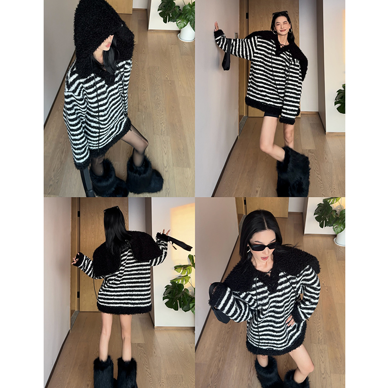 CIZZLEMORE 可变化海军领兜帽条纹宽松落肩圈圈毛卫衣