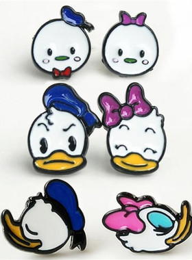 卡通原宿Q版韩国可爱TSUM唐老鸭个性时尚不对称小耳钉合金饰品