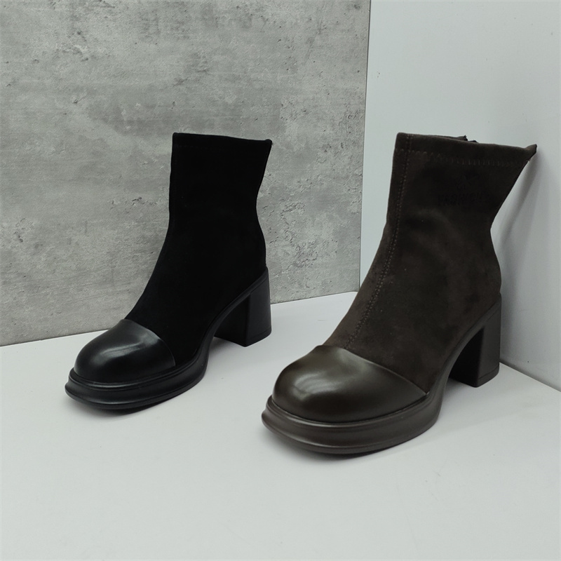 女鞋潮流拼接粗高跟短筒瘦瘦靴