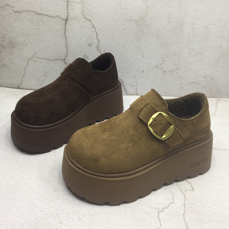 品牌撤柜2025冬季新款断码处理女鞋棉里保暖英伦松糕底搭扣雪地靴