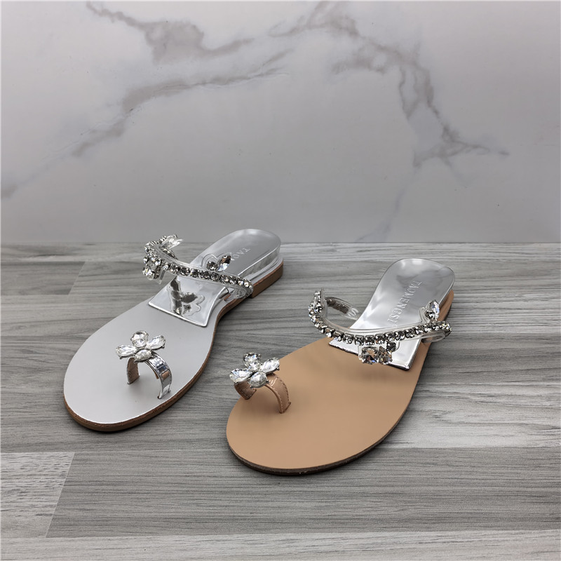 低跟防滑时尚外穿水钻夹趾拖鞋