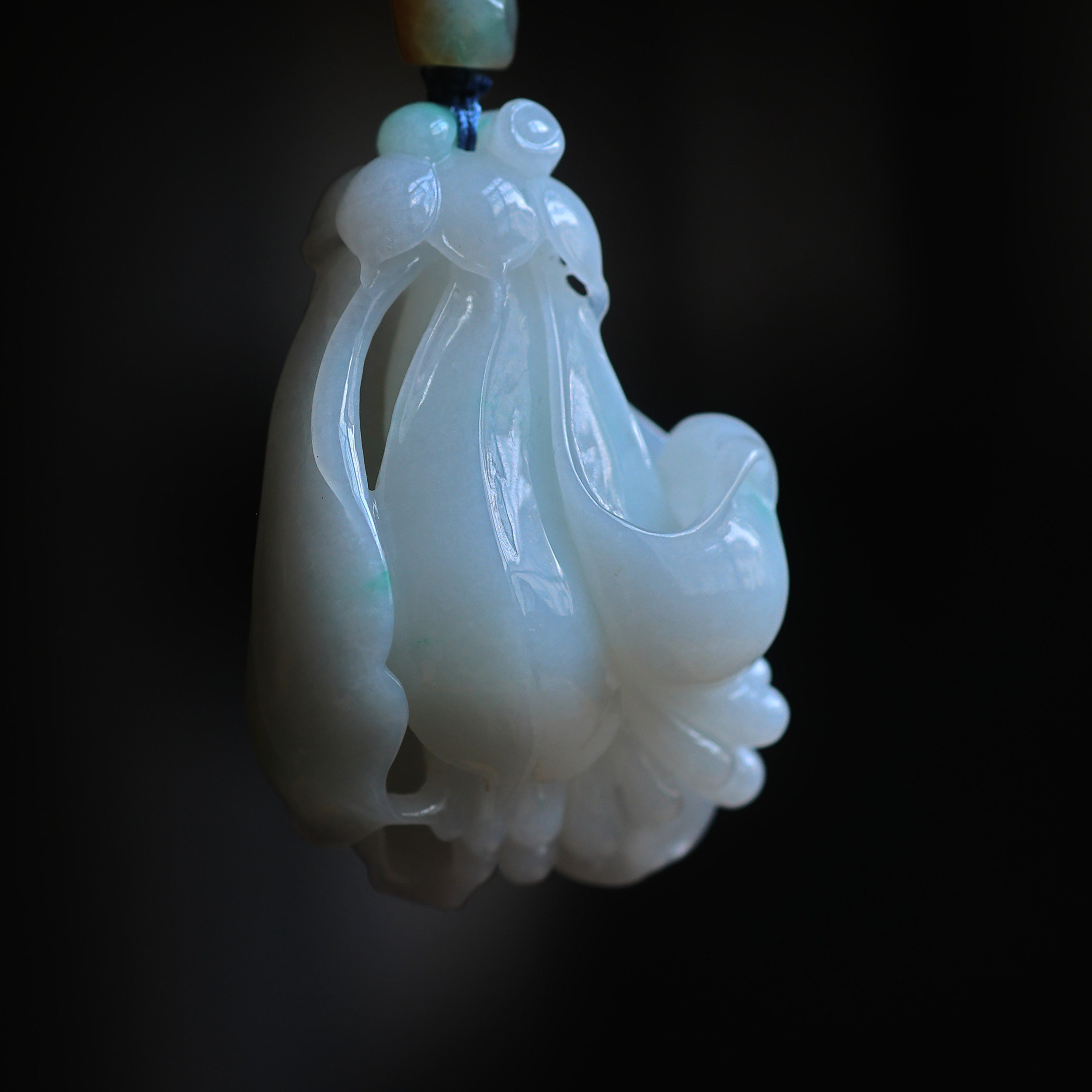 天然翡翠 a货 吊坠 挂件 白玉兰花 冰种yl-2apr8-w4844