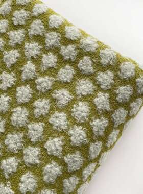 小清新橄榄绿软糯白色球团花秋冬女装裙装面料韩系复古波点装饰布