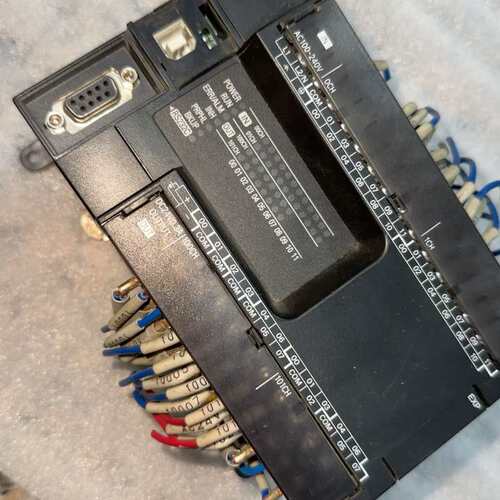 议价欧姆龙CP1E-N40SDR-A，拆机货，实物照片，成色新，