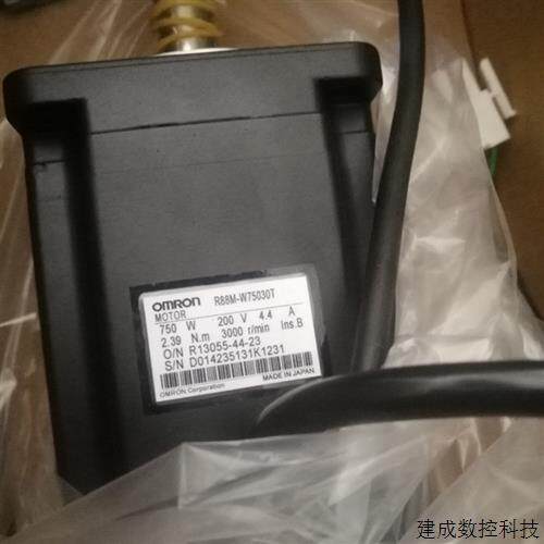 议价R88M-1M40030T-S2  欧姆龙伺服电机  拍前议价