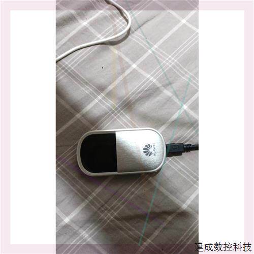 议价产品WCDMA无线数据终端,型号E5830,联通3G随身路由