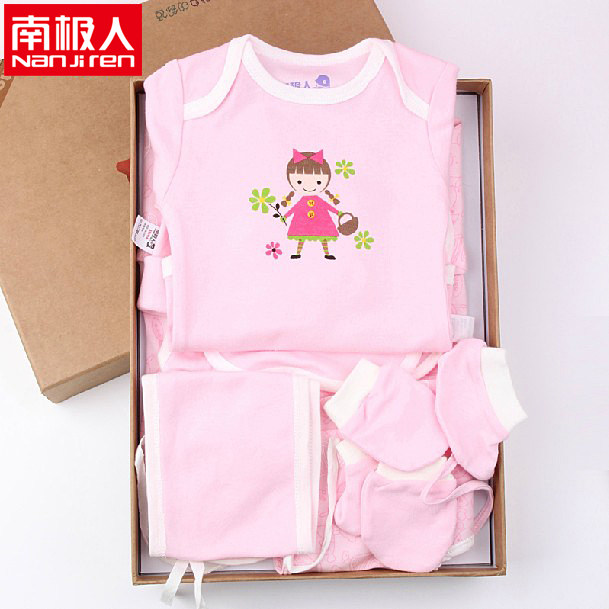 Coffret cadeau pour nouveau-né - Kit d accessoires N713T80013 - Ref 1974450 Image 1