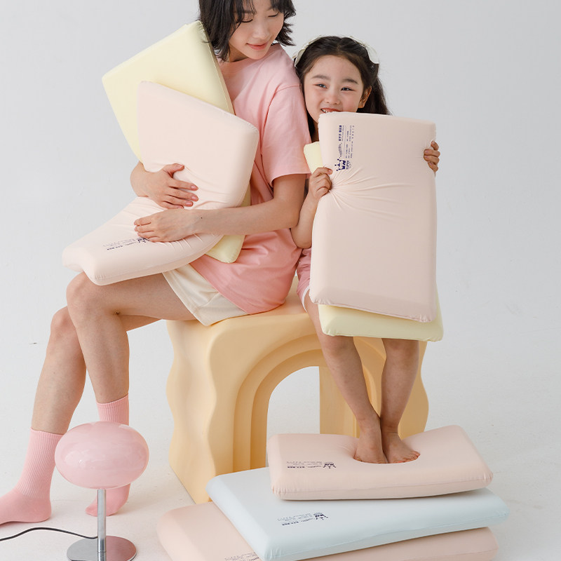 慢回弹儿童枕头记忆棉枕芯婴儿6小学生3岁以上幼儿园宝宝四季通用