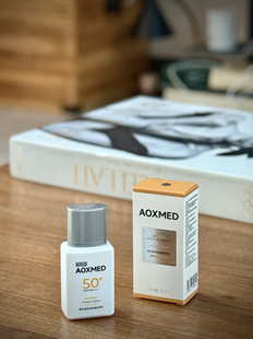 AOXMED瑷科缦轻透物理防晒乳30ml高倍物理防晒霜轻薄水润 隔离UVA
