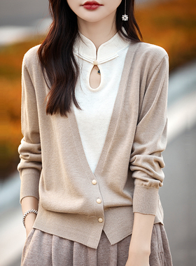 秋冬新款精纺双股加厚国风假两件羊毛针织衫女拼色立领套头毛衣