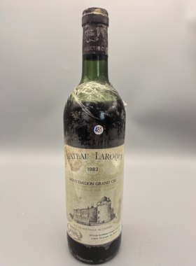 1983年份的法国波尔多圣埃美隆列级庄拉罗克酒庄红葡萄酒