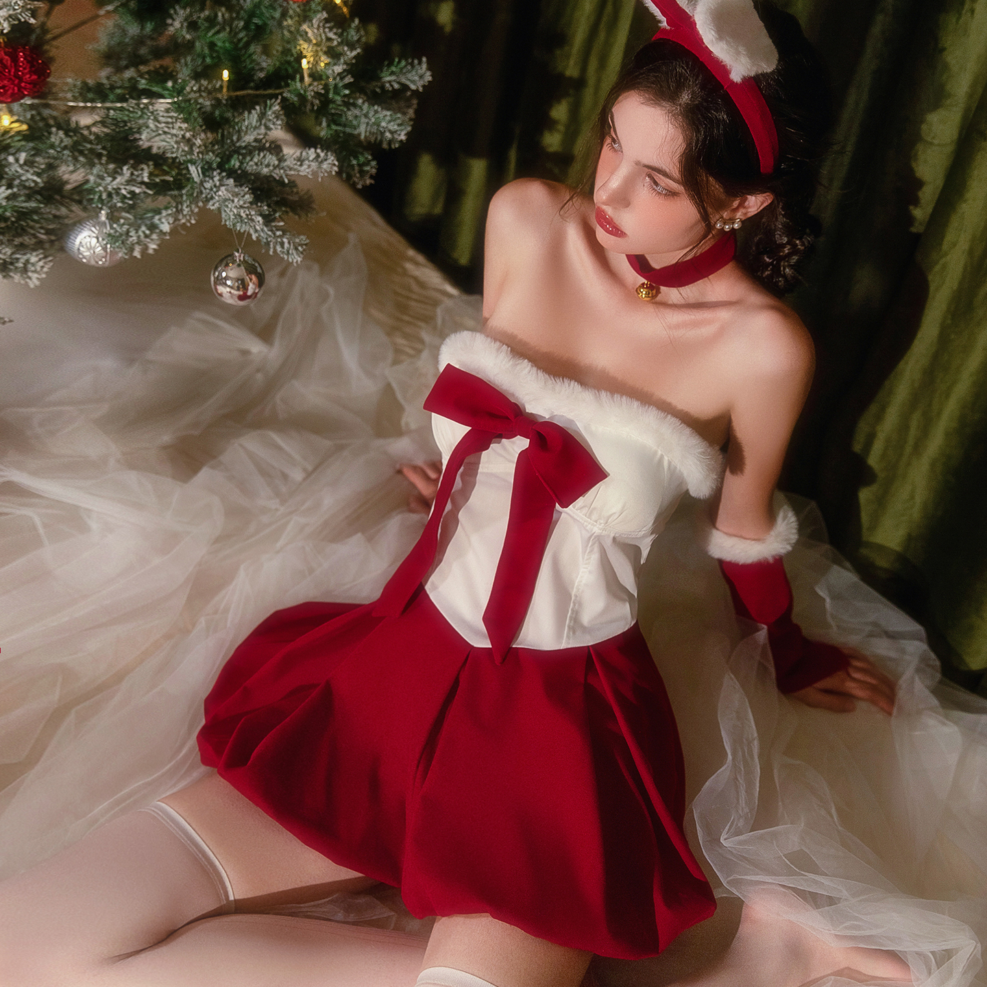 今夕何夕圣诞节性感抹胸睡裙女红色蝴蝶结兔女郎制服丝绒纯欲套装