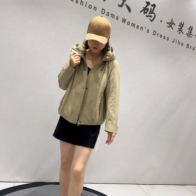25568天骄一生水初冬新品三色可选时尚百搭洋气蛋型外套加大码