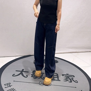 8998柏菲蒂秋款新品遮肉显瘦四面弹力普洗蓝弯刀牛仔裤加大码女裤