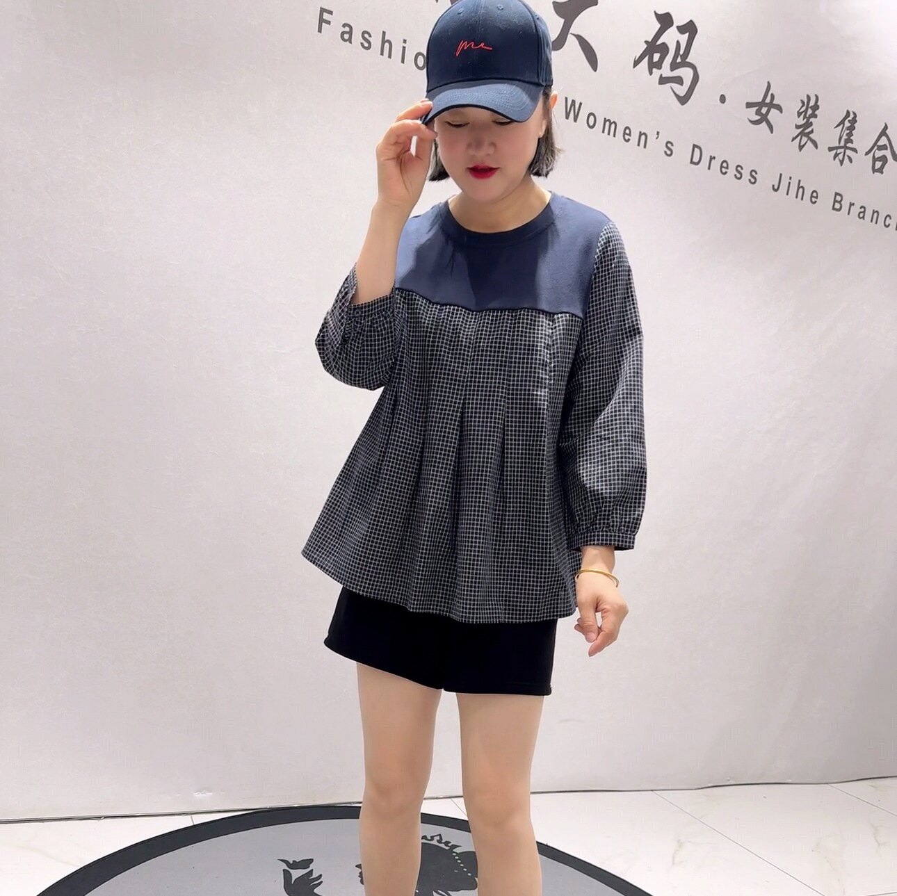 1211女权贵族春款新品九分袖圆领拼接捏褶可爱减龄衫加大码女装