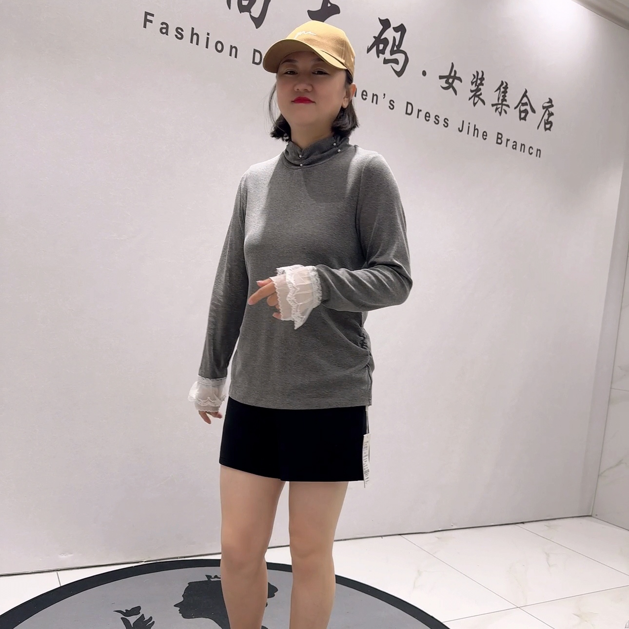 8175女权贵族秋款女人味洋气拼接袖口两侧捏褶遮肉显瘦打底衫大码