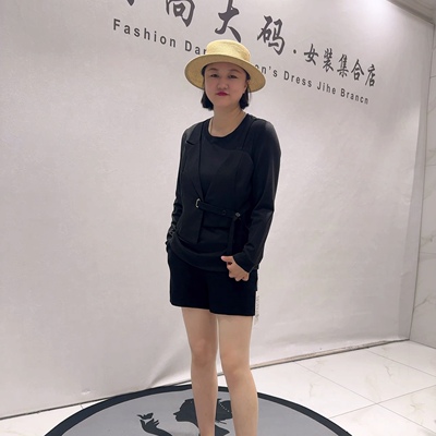 6129女权贵族初秋新品假两件设计感时尚洋气长袖上衣加大码女装