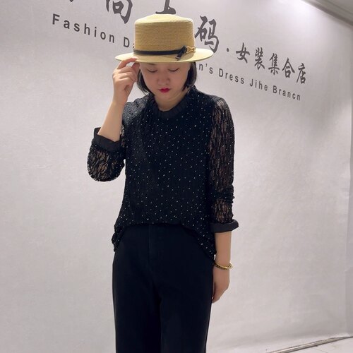 8167女权贵族秋款新品时尚洋气带亮钻女人味气质上衣加大码女装