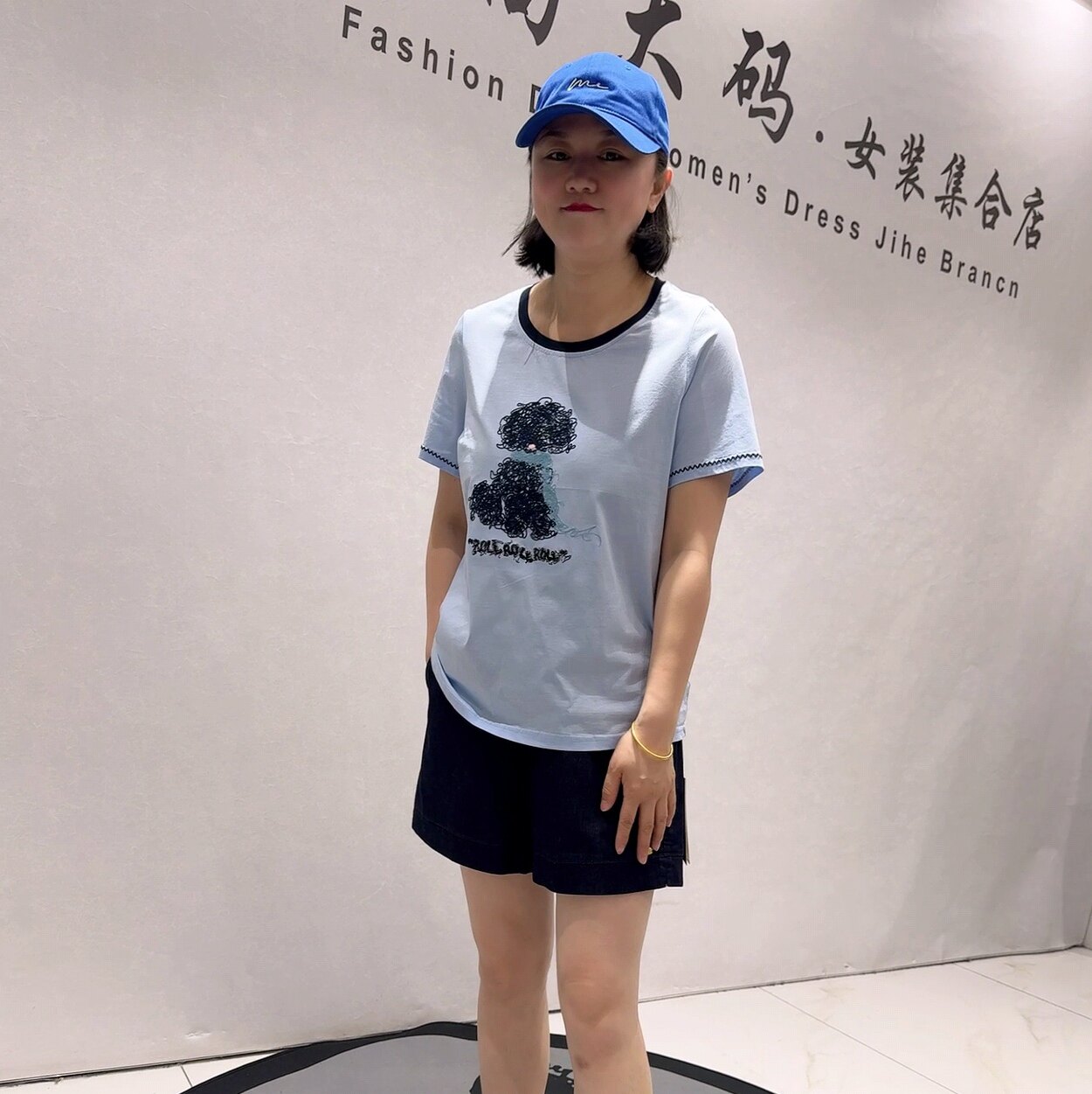 3965女权贵族夏款新品天丝棉舒适百搭抽象图案减龄T恤衫加大码