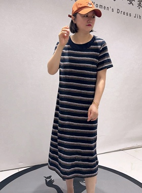 5245芮娜依莲夏款新品设计感衣领舒适透气条纹连衣裙加大码女装