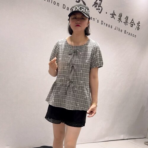3775女权贵族初夏新品刺绣花图案蝴蝶结设计可爱减龄衫加大码女装 - 封面