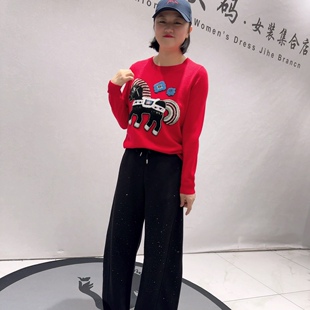 芮娜依莲春款5571重工毛巾袖马图案遮肉显瘦针织毛衫加大码女装