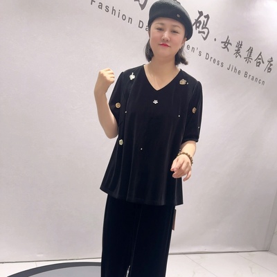 5159芮娜依莲春款新品自带美背洋气女人味高档丝绒半袖加大码女装