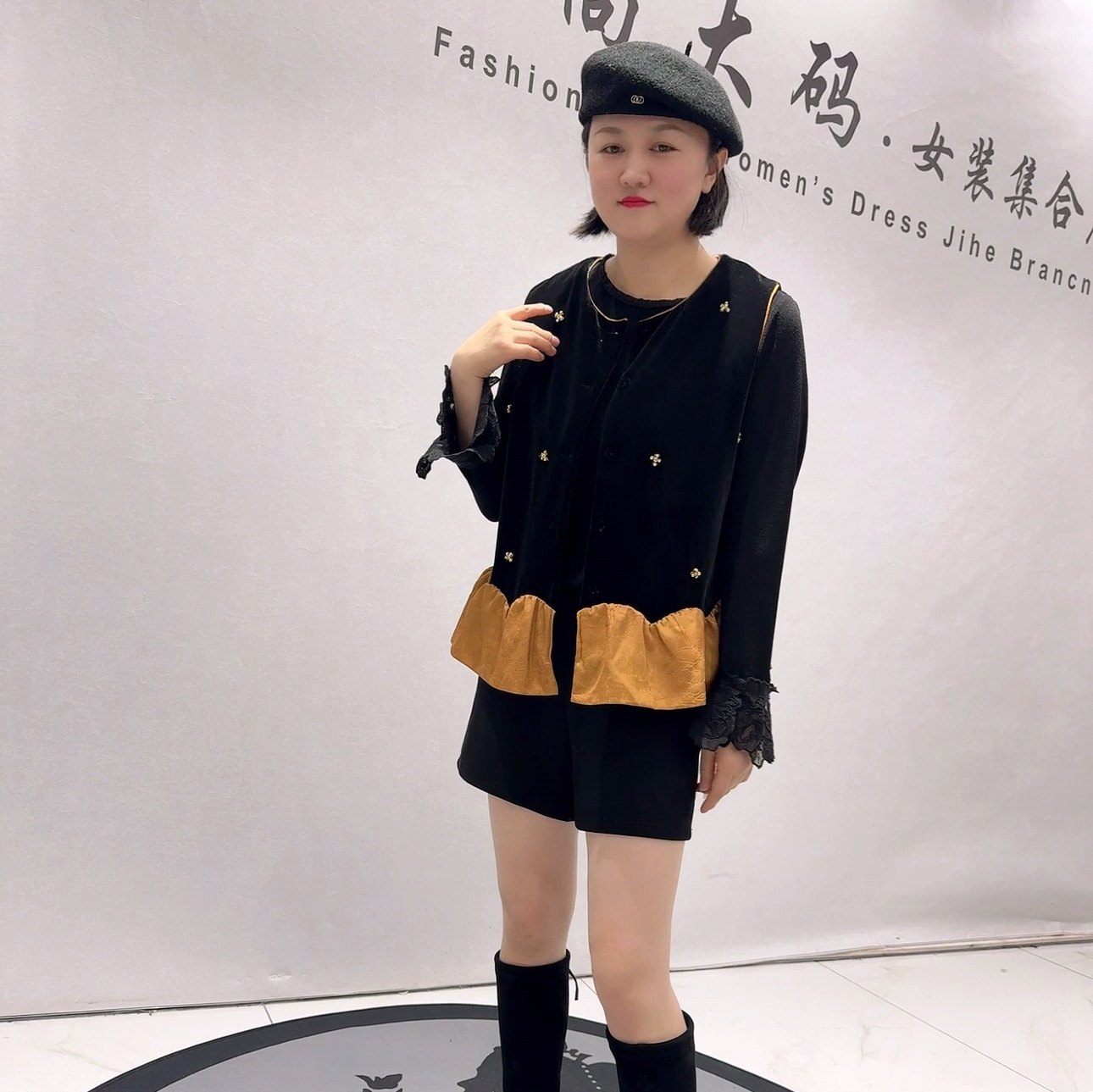 1576女权贵族春款新品女人味新中式丝绒拼接国风马甲加大码女装,女装/女士精品,大码内搭,淘宝优惠券,粉丝福利购,淘宝优惠卷