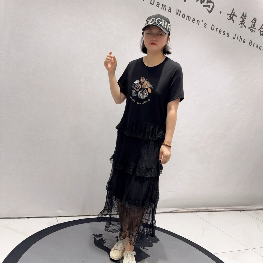 3371女权贵族初夏新品重工贝壳图案拼接设计过膝蛋糕裙加大码女装