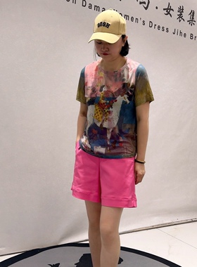 31098女权贵族夏款新品抽象图案时尚亮钻减龄洋气衫加大码女装