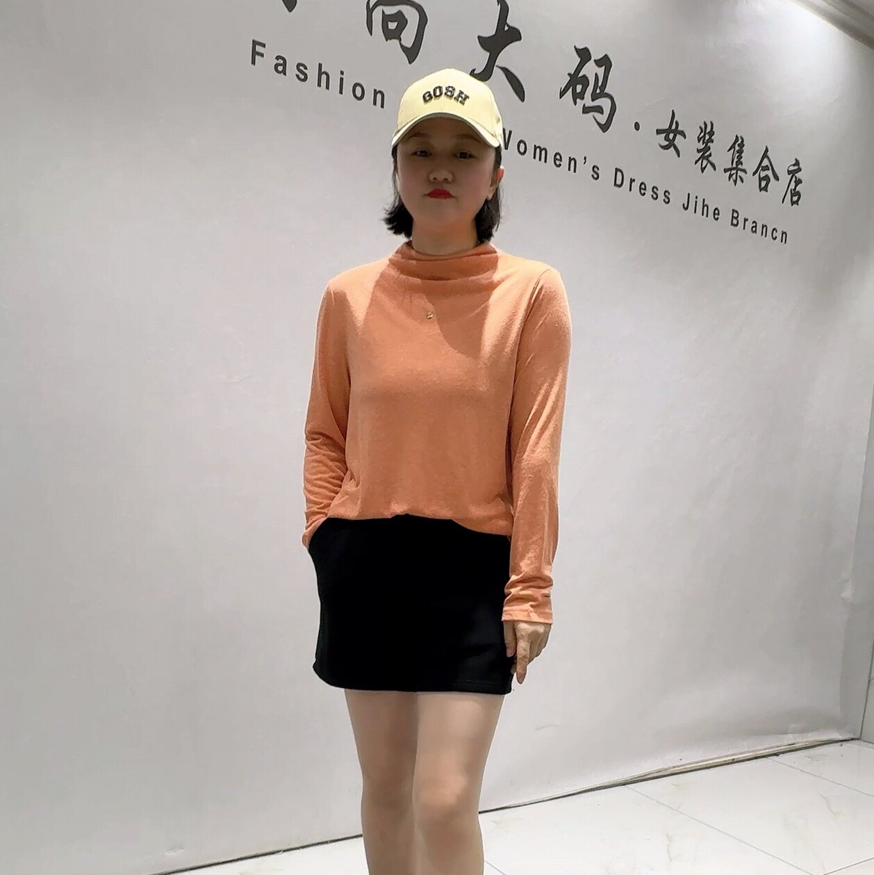 2223蓝鲸之吻年货春款新品女人味简洁大方舒适气质衫加大码女装