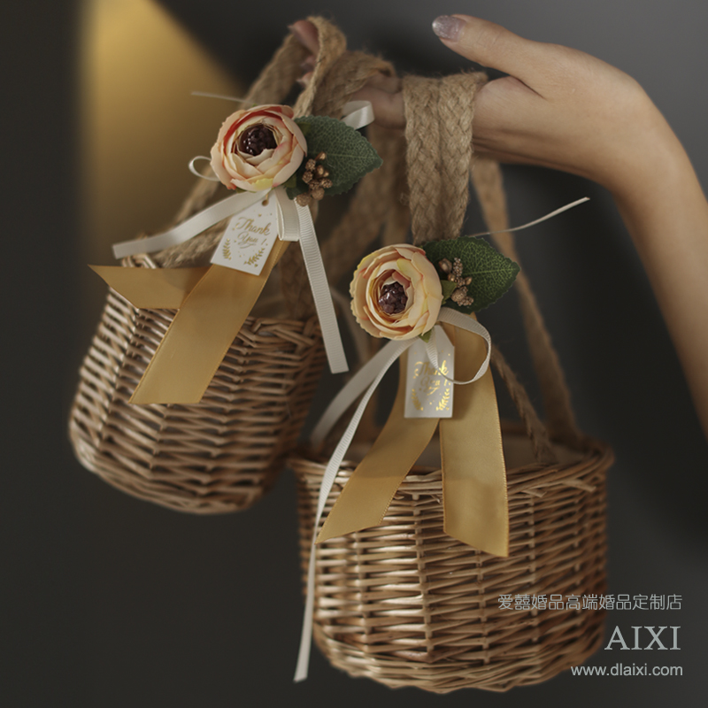 网红草编小篮子田园风百日宴礼盒