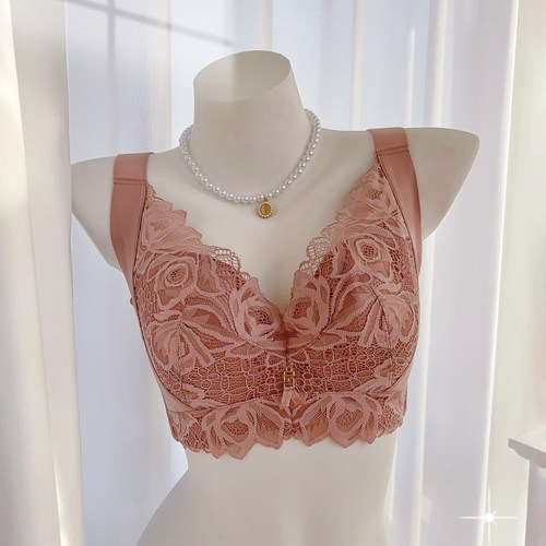 娅Z品牌撤柜蕾丝棉杯调整内衣