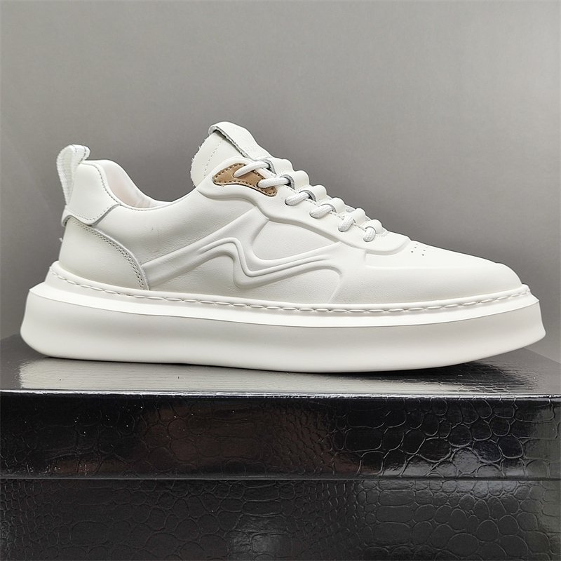 捡漏头层牛皮休闲运动男鞋