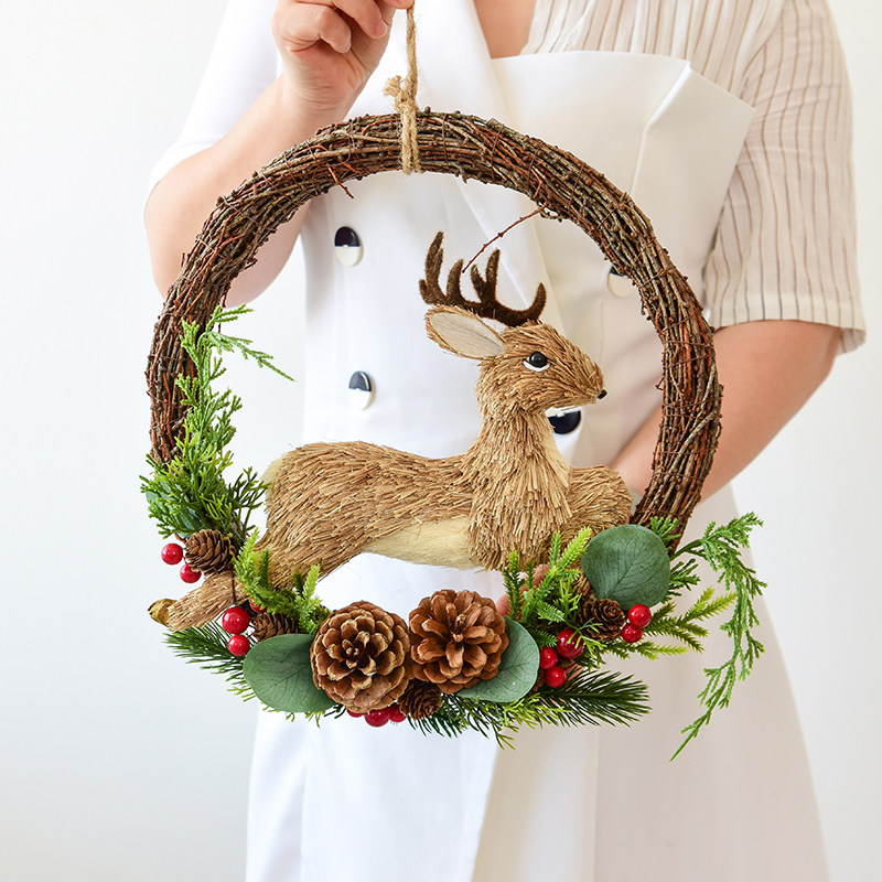 圣诞北欧新款麋鹿花环藤圈松果小鹿手工门挂圣诞节装饰挂件花环
