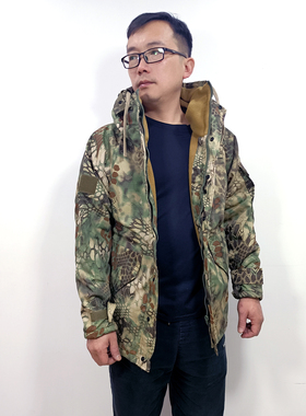 军迷服饰潮牌户外G8蟒纹迷彩冲锋衣男战术抓绒外套冬季保暖防风衣