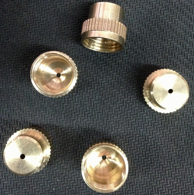 家用喷雾器/高压喷壶/洒水壶/浇花壶/高压喷雾器0.8L 1.5L铜头帽