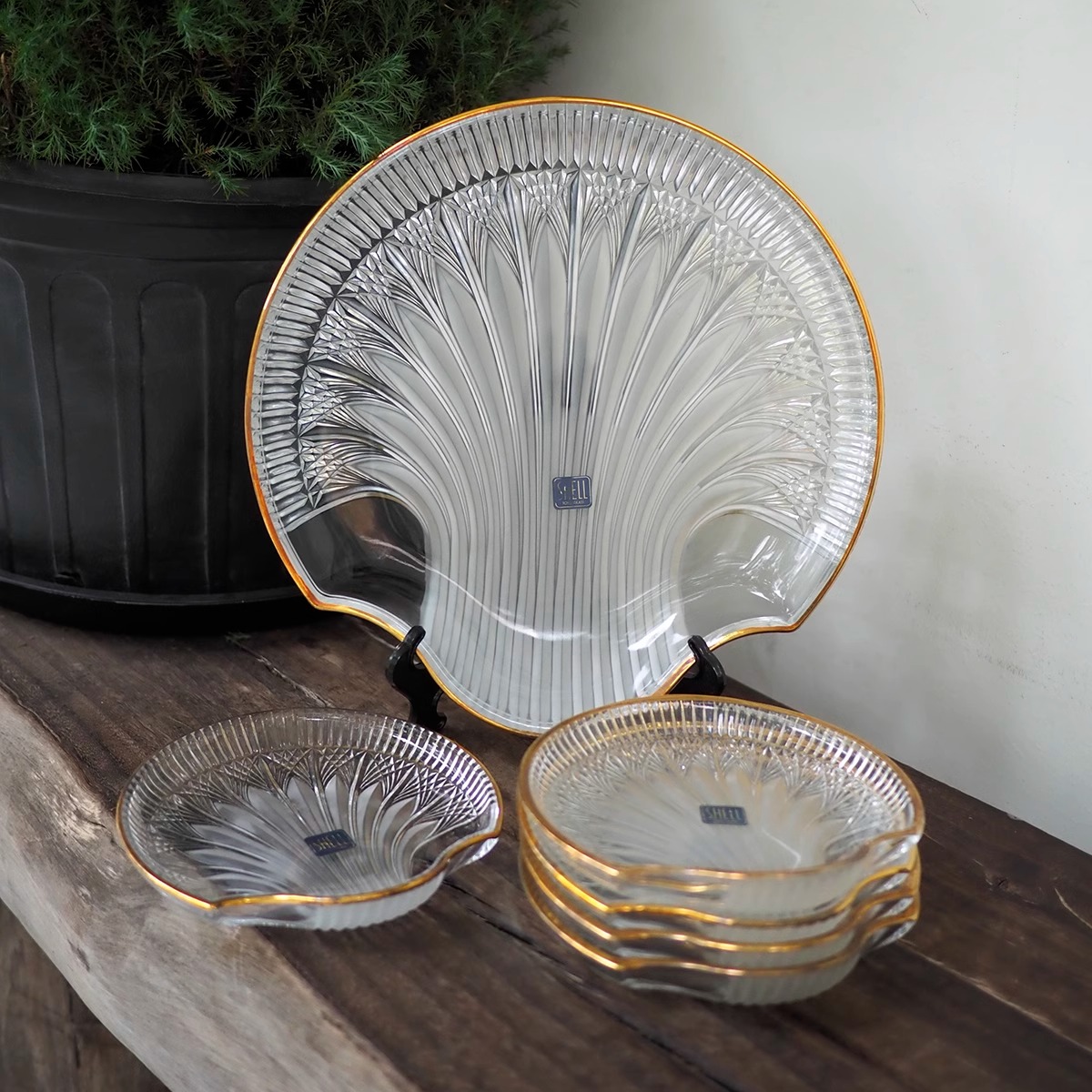 双子商店 中古日本制TOYO GLASS刀刻贝壳器型描金边玻璃盘