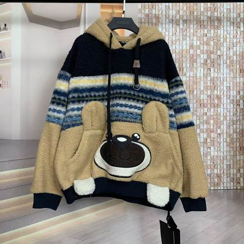 MX潮牌秋冬保暖加绒羊羔毛小熊减龄卡通宽松时尚加厚连帽卫衣上衣