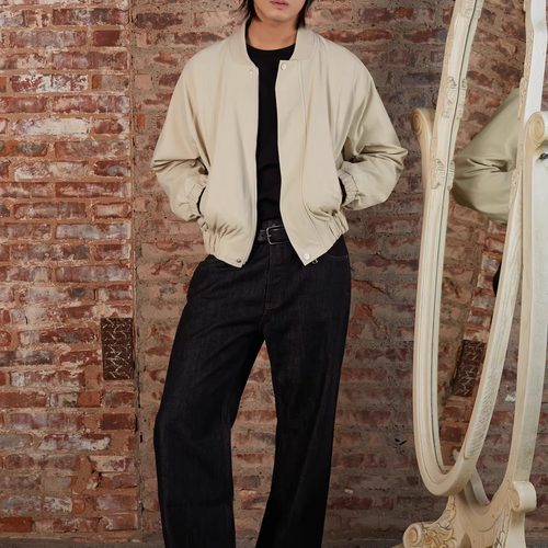 SELFNESS防泼水抗皱尼龙夹克外套