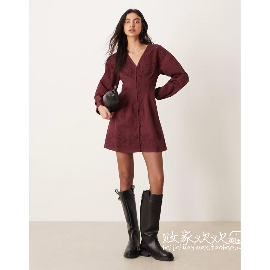 英国代购正品10.08 2025潮流导向 女装新款 时尚长袖迷人连衣裙