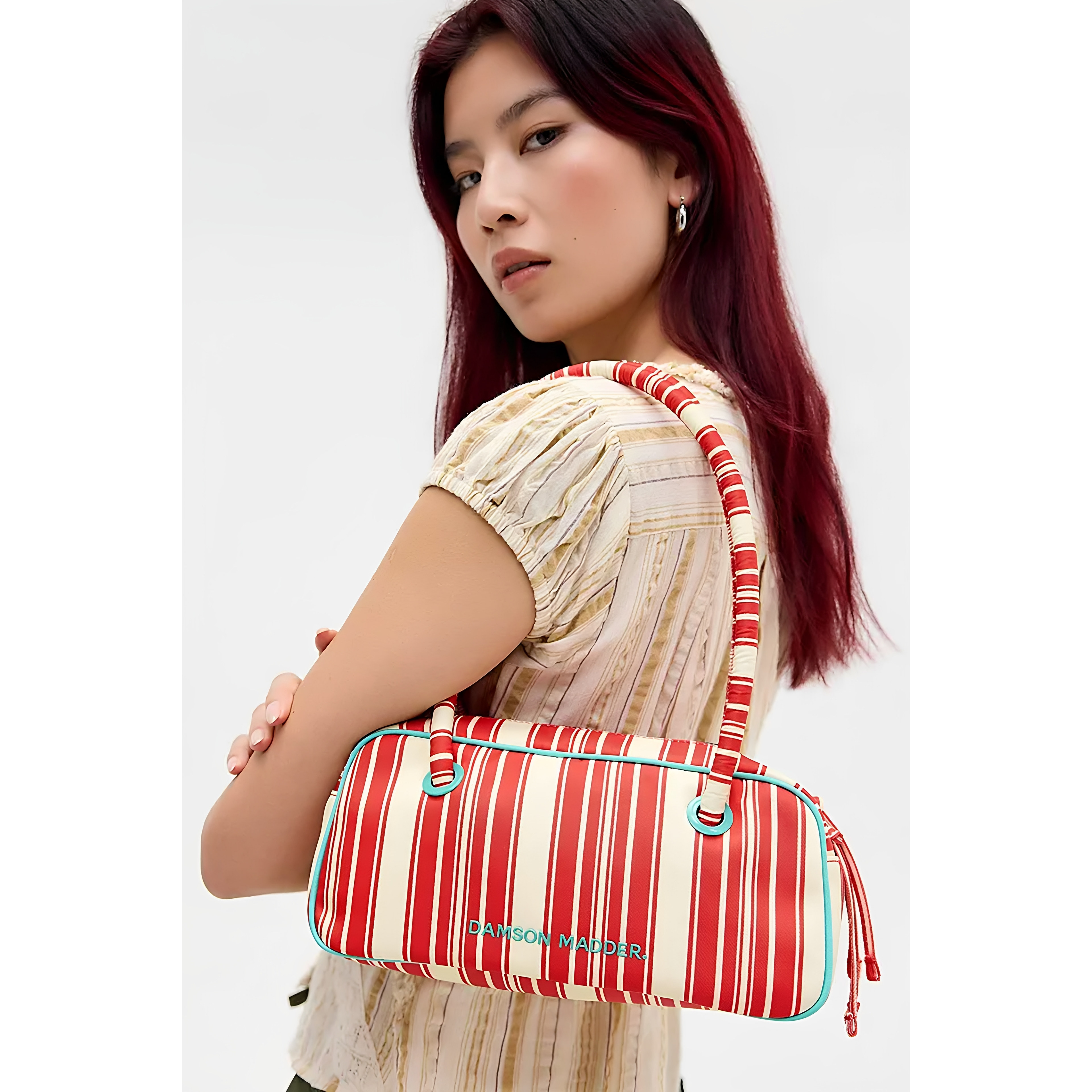 英国代购正品04.05 名品UO 女装新款 时尚条纹设计手提包单肩包