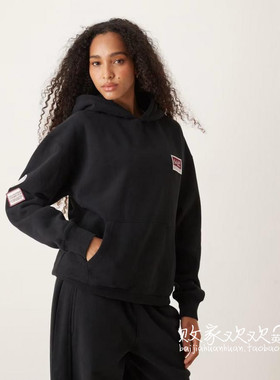 英国代购正品08.26 2025潮流导向 女装新款 连帽深色长袖舒适卫衣