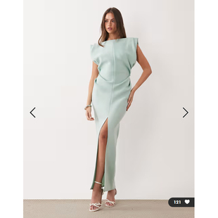 正品 新款 03.11 女装 设计露背开叉连衣裙 2026潮流导向 英国代购