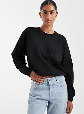 英国代购正品04.08 2026潮流导向 女装新款 休闲深色长袖舒适卫衣