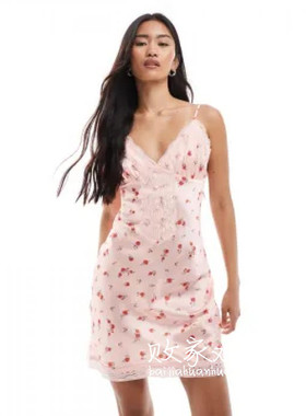 英国代购正品07.07 2025潮流导向 女装新款 吊带碎花迷人连衣裙