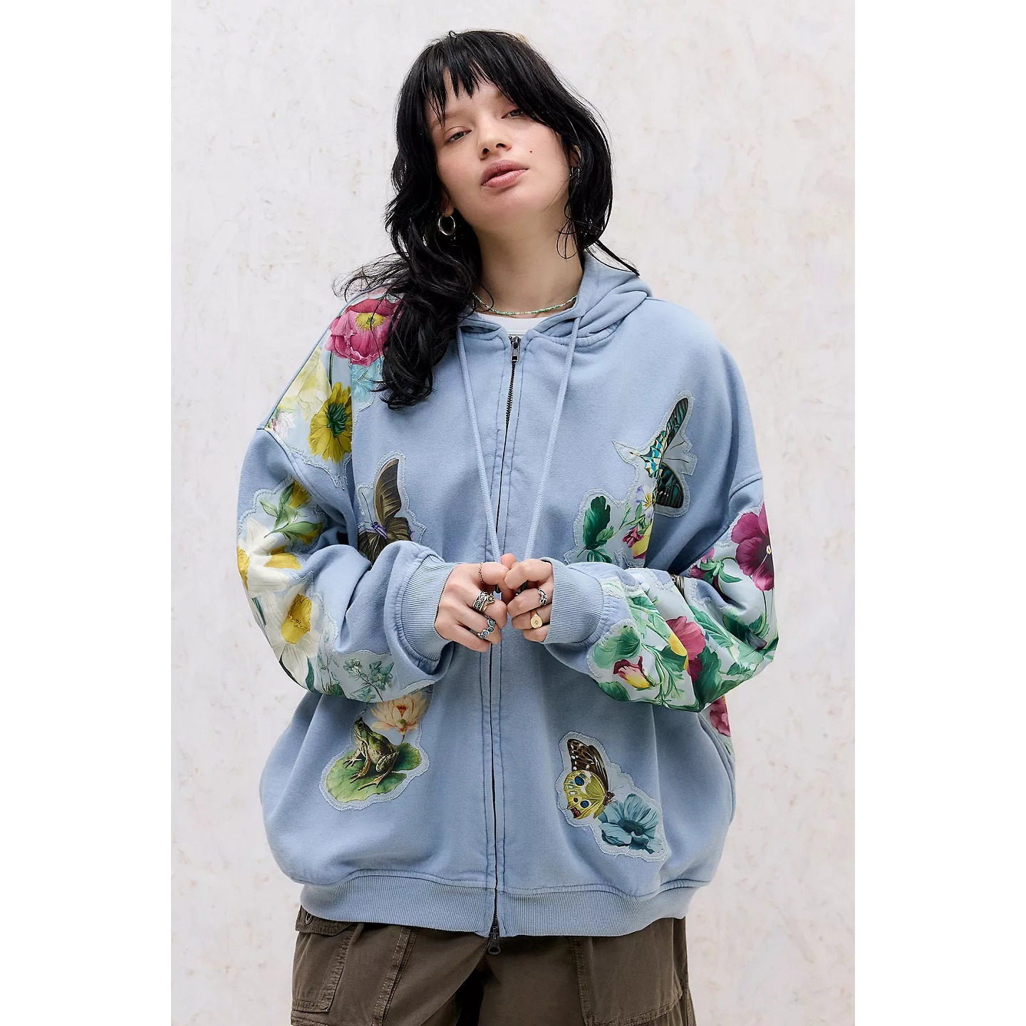 英国代购正品05.01 名品UO 女装新款 设计贴花连帽开衫上衣